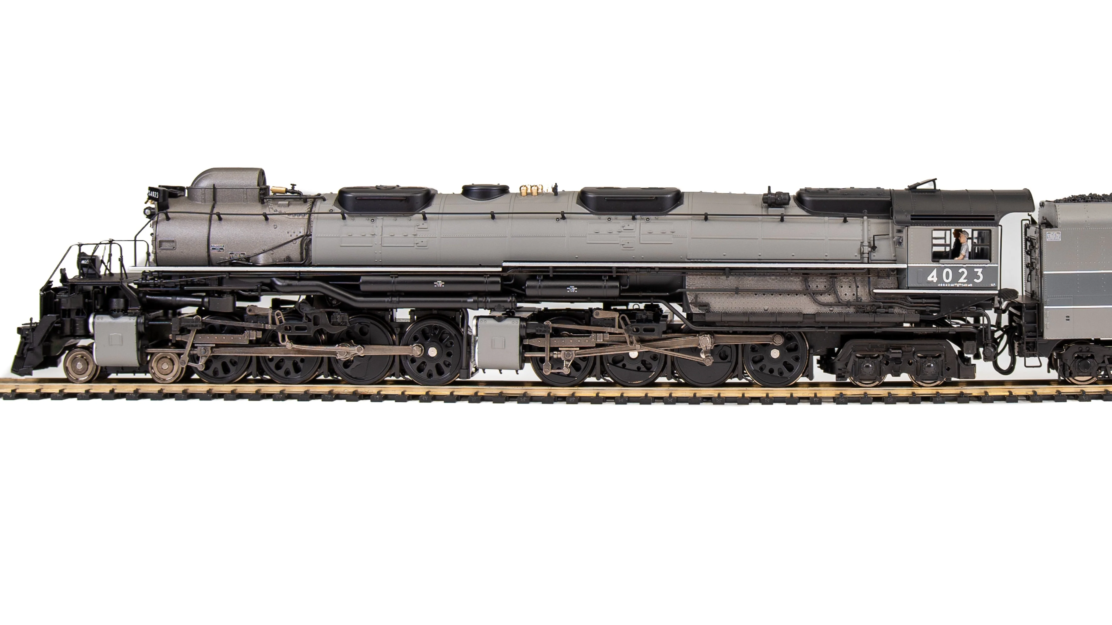 8371 UP Big Boy #4021, Two-Tone Gray w/ Aluminum, Wilson Aftercooler, 25-C-400 Coal Tender, No-Sound / DCC-Ready, HO (Fantasy Paint Scheme) - Image 10