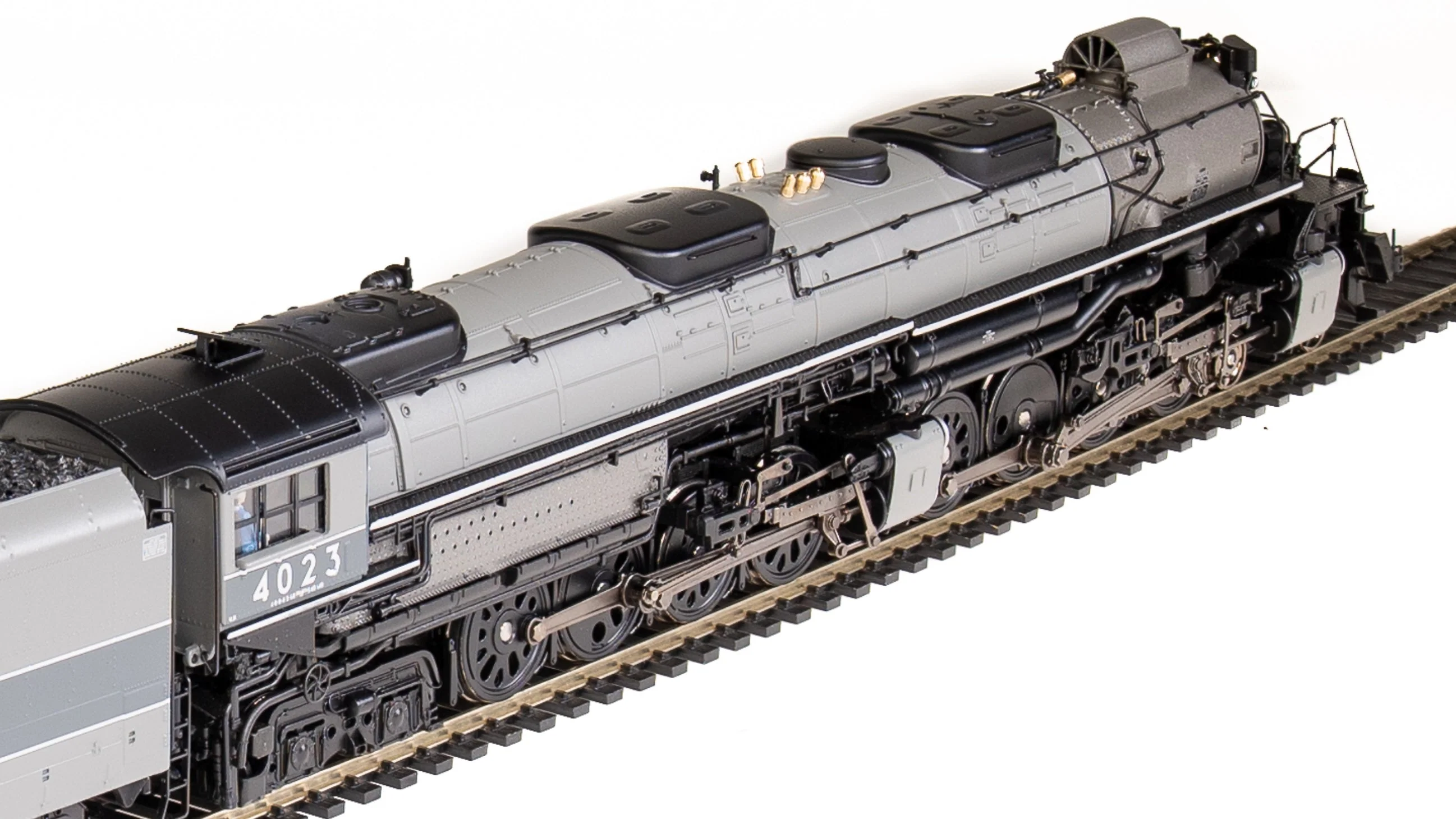 8371 UP Big Boy #4021, Two-Tone Gray w/ Aluminum, Wilson Aftercooler, 25-C-400 Coal Tender, No-Sound / DCC-Ready, HO (Fantasy Paint Scheme) - Image 24