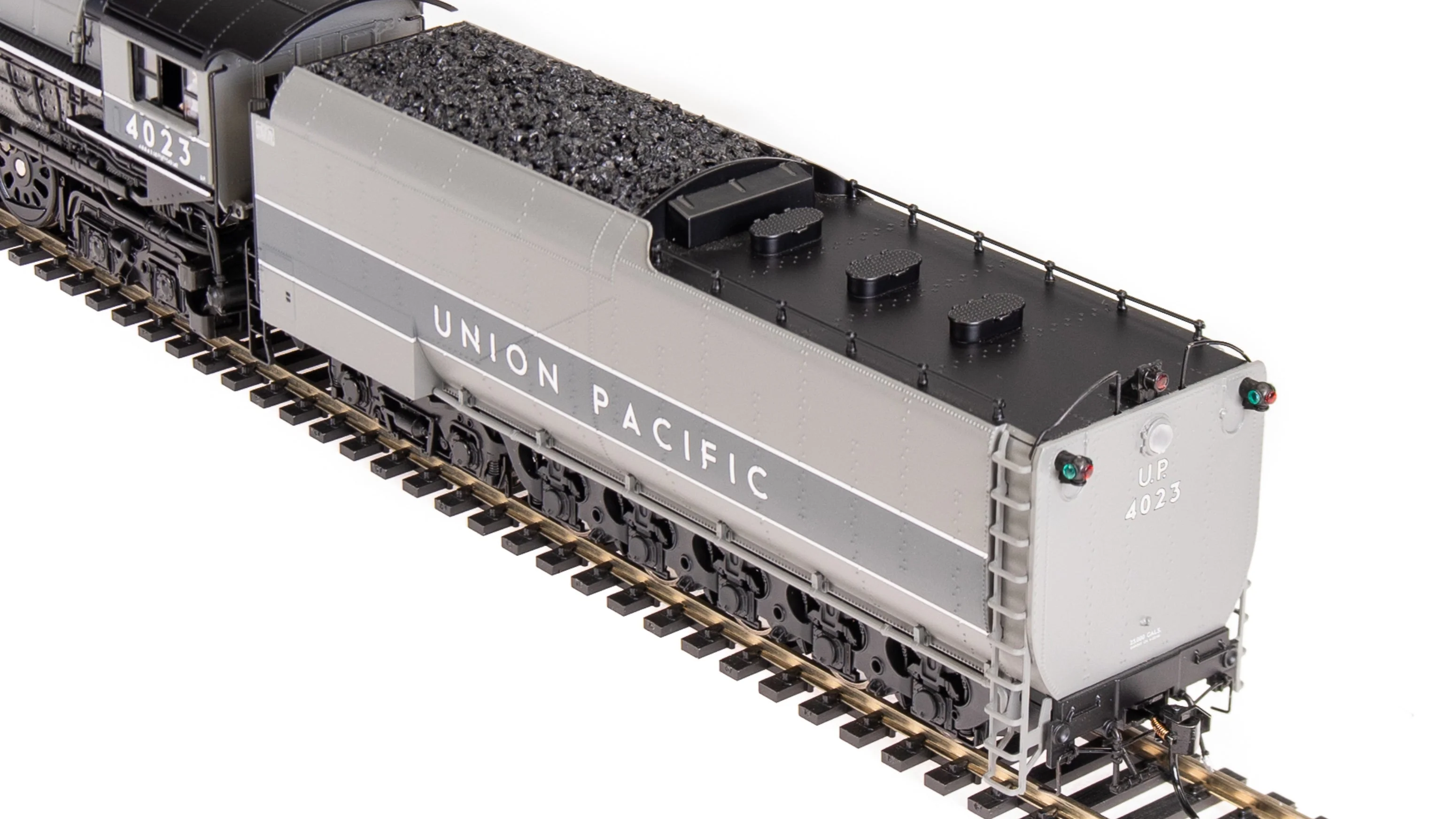 8371 UP Big Boy #4021, Two-Tone Gray w/ Aluminum, Wilson Aftercooler, 25-C-400 Coal Tender, No-Sound / DCC-Ready, HO (Fantasy Paint Scheme) - Image 28